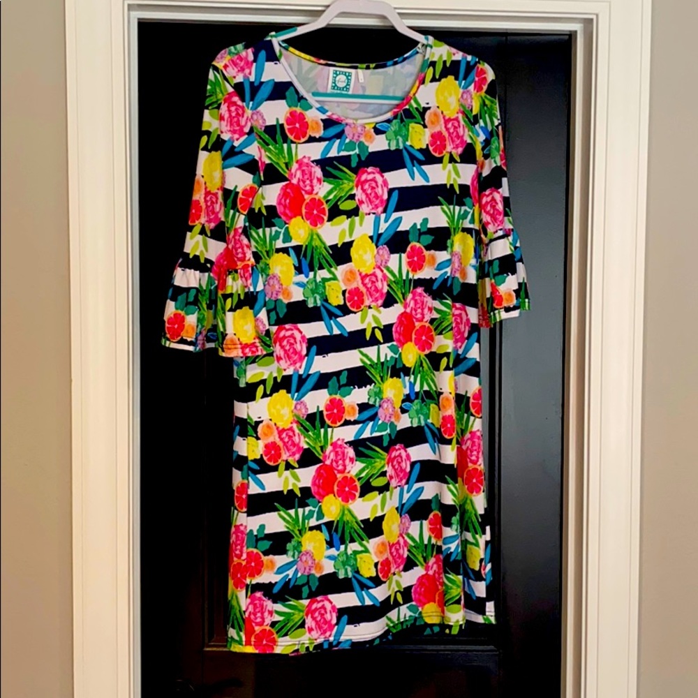 3/4 sleeve shift dress